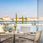 Isabella Island & Villas, Valamar Collection Hotell 4*