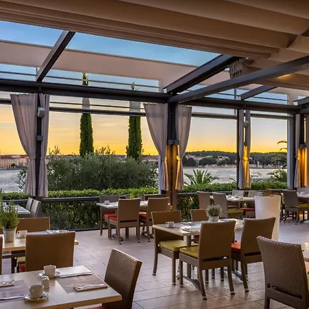 Isabella Island Resort, Valamar Collection Hotel