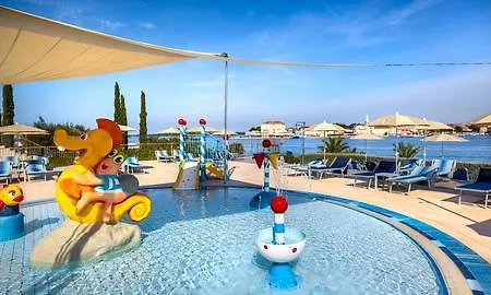 Isabella Island & Villas, Valamar Collection 4* פורץ