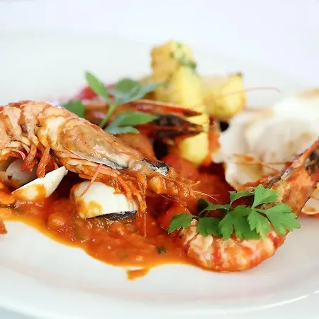 מלון Isabella Island &